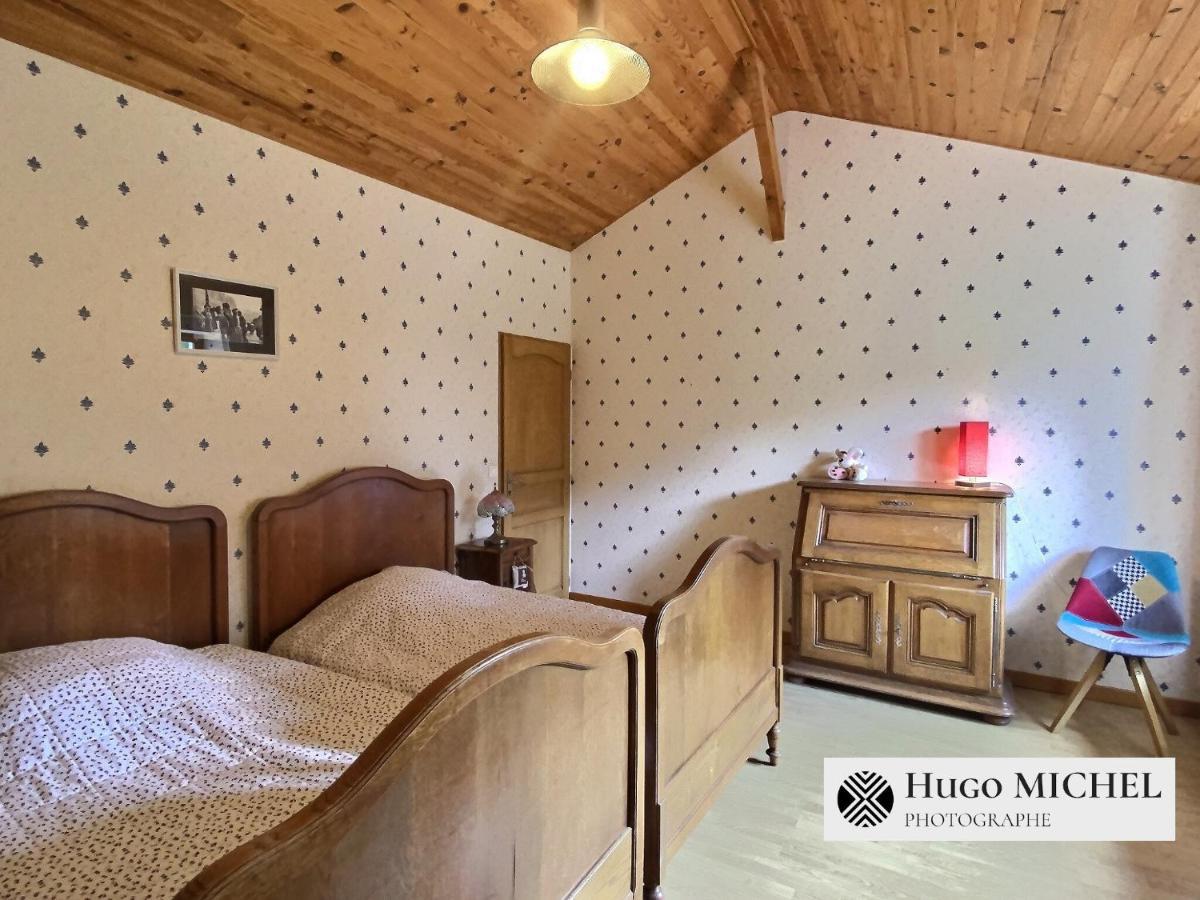 Vila Les Volets Bleus La Chapelle-aux-Bois Exteriér fotografie
