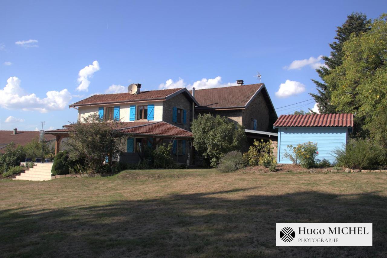 Vila Les Volets Bleus La Chapelle-aux-Bois Exteriér fotografie